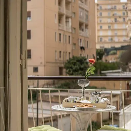 לינה וארוחת בוקר Sikelia 3*